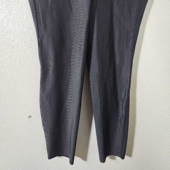 Lululemon Base Pace High-Rise Running Two Toned Ribbed Tight Size 8 - Picture 4 of 16